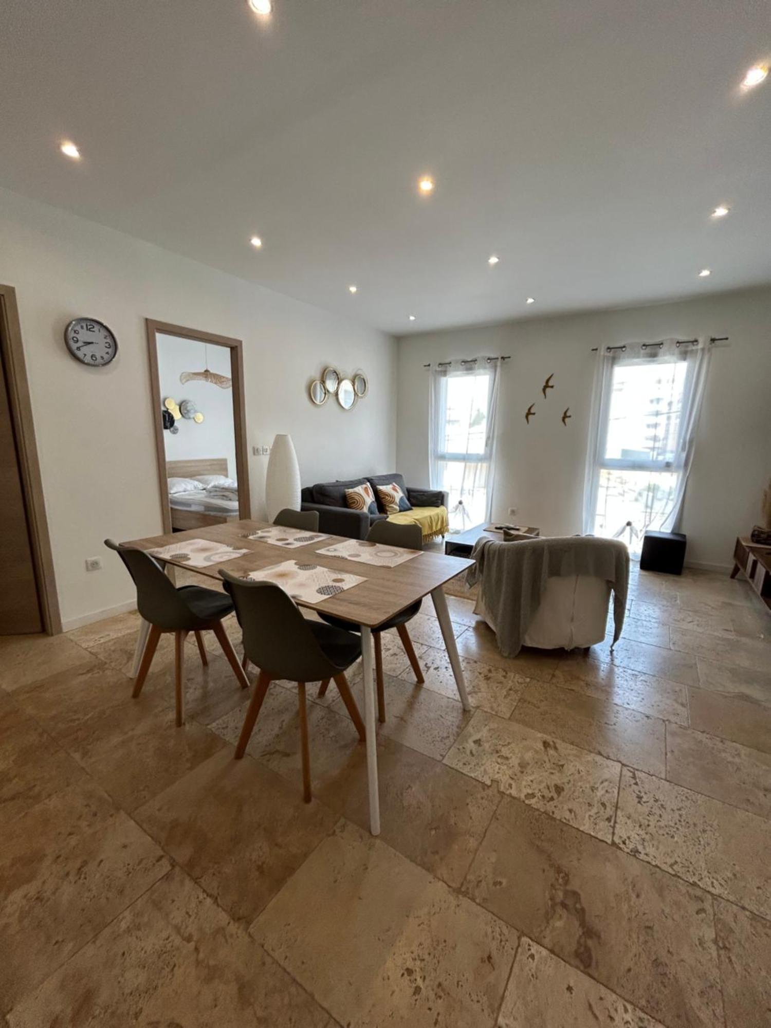 Appartement T3 Dans Maison Neuve 7 Couchages La Seyne-sur-Mer Esterno foto